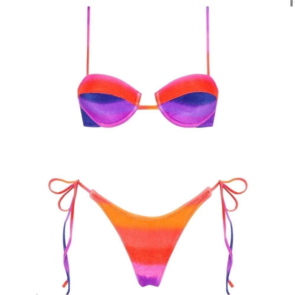 EUC Triangl Mala swimsuit
